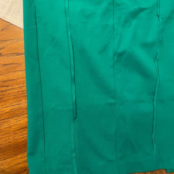 NWT METALICUS EMERALD GREEN HIGH WAISTED 
PLEATED PENCIL SKIRT M/L - Picture 3 of 5